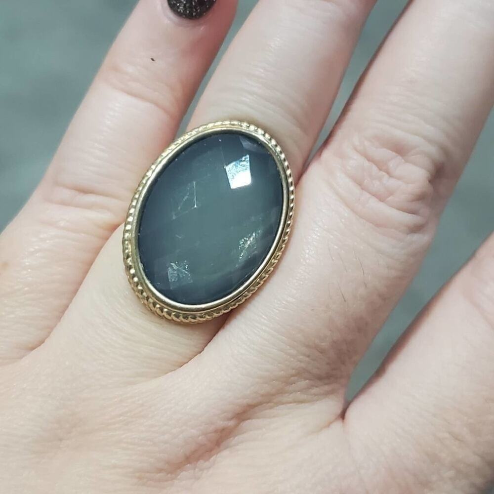 Large Statement Jeweled Ring Size 7 - image 6